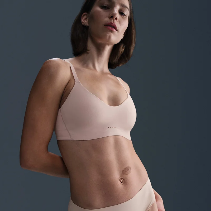 Nike Women's Brief Period Leak Protection Underwear
